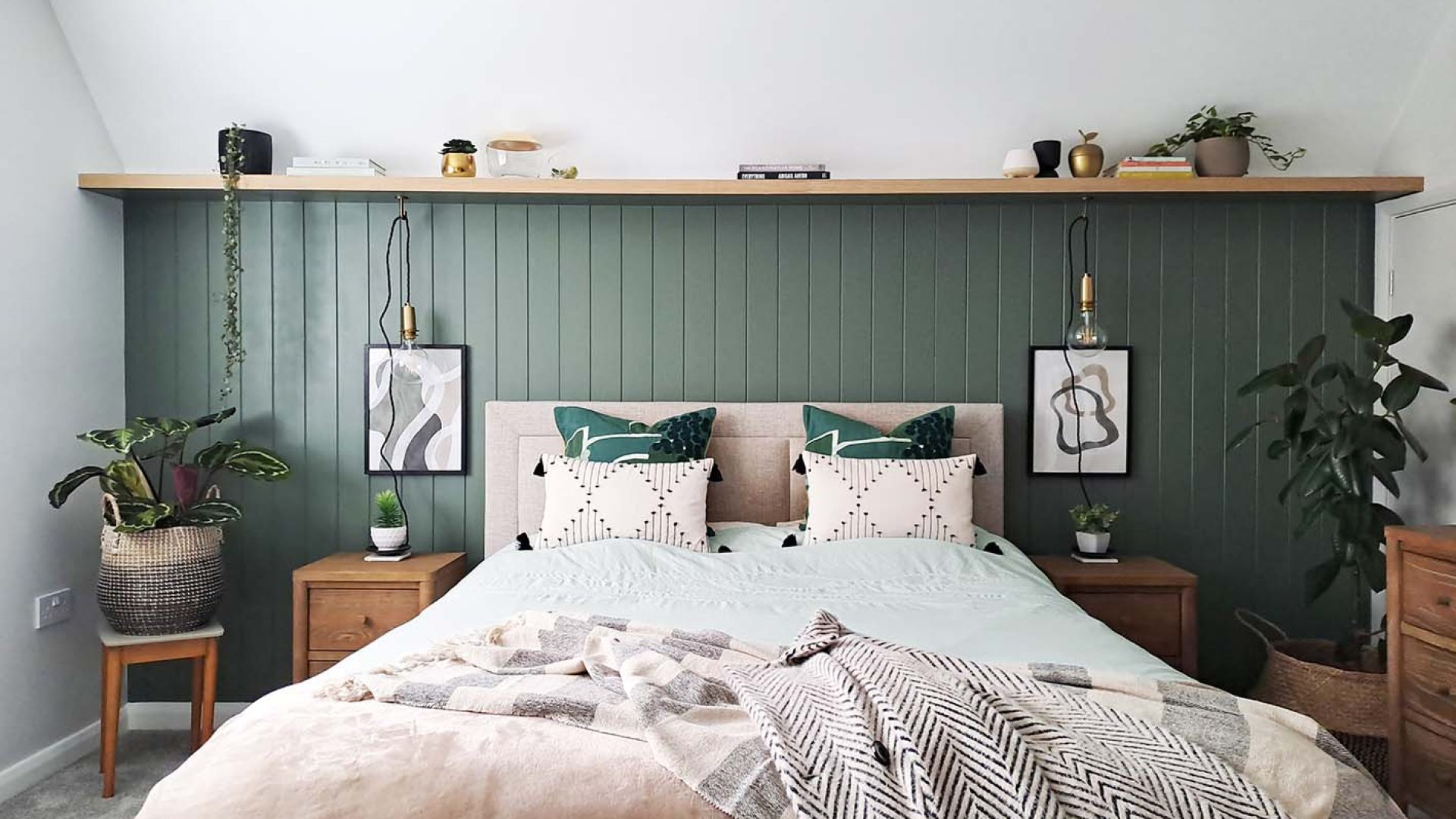 basingstoke bedroom wide view 2