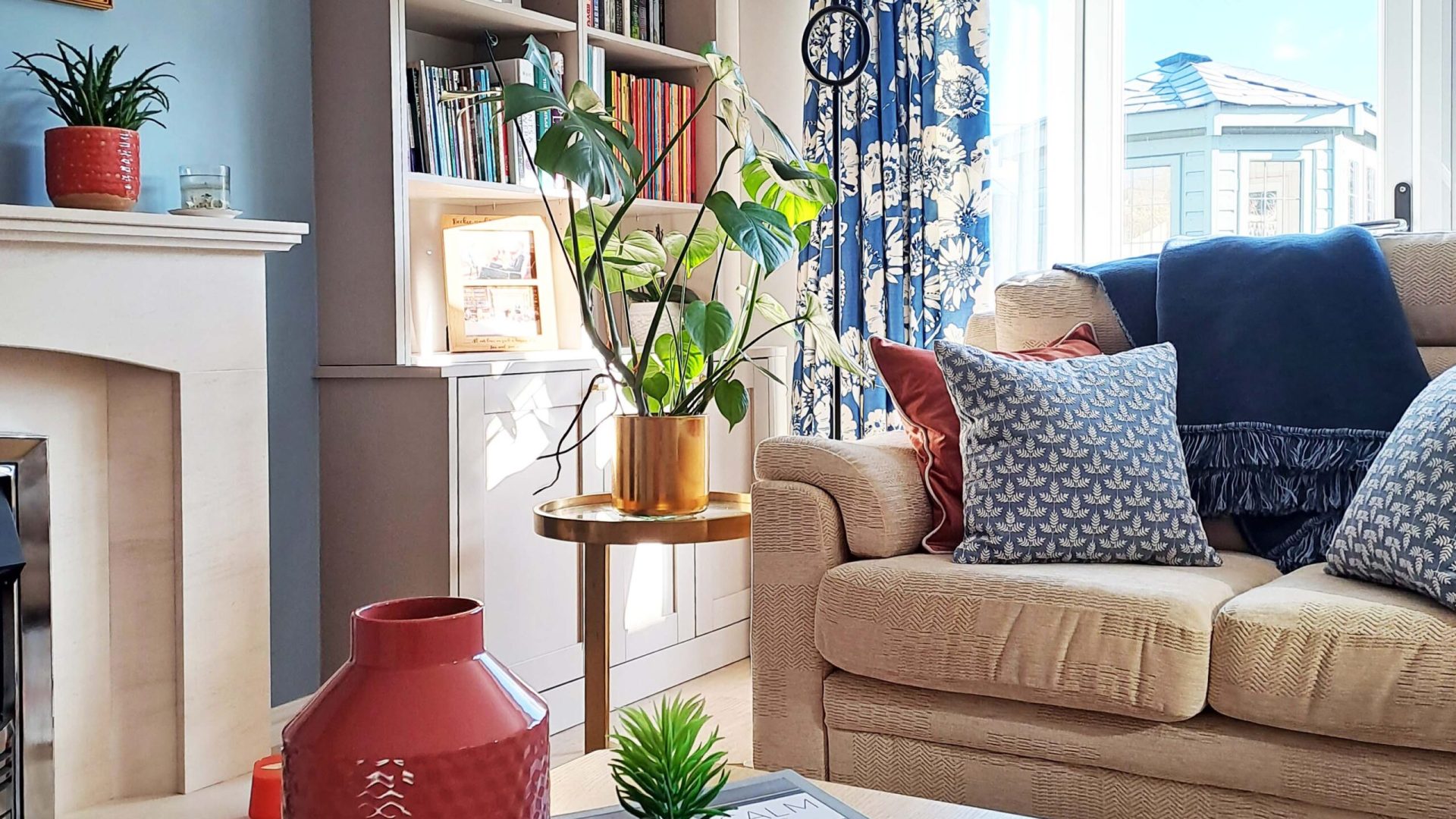 old basing table close up